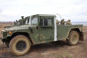 UA Navy Humvees 02.jpg