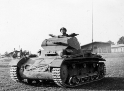 Una de las características por la que se distinguía el Pz.II Ausf.a/3 era por la presencia de un estrobo (cable de acero) en el frontal.