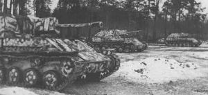 SU-76 Photo-06.rvh.jpg