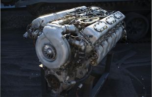 Russian Tank Engine (38185181131).jpg