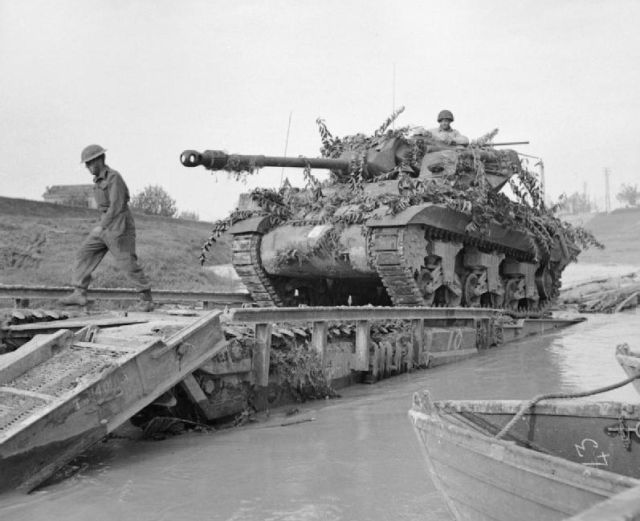 Archivo:Armoured Ramp Carrier 03.jpg - WikiTanks