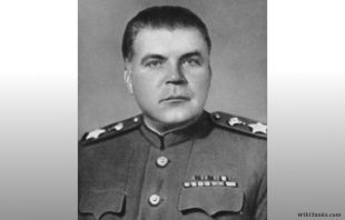 Rodion-Yakovlevich-Malinovsky-1898–1967.jpg