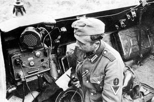 251b3 int-lft radio-operator.jpg