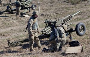 Mortar live-fire exercise 160319-A-JC015-017.jpg