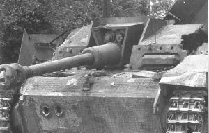 Stug destruido mantelete.jpg