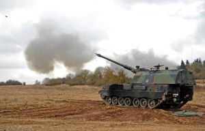 Dynamic Front 18 (39811016235).jpg