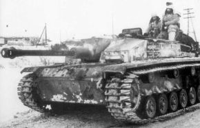 StuG III con Winterketten.