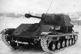 Prototipo experimental del SU-12 durante las pruebas de la Fábrica N.º 38 en Kírov, a finales de noviembre de 1942.