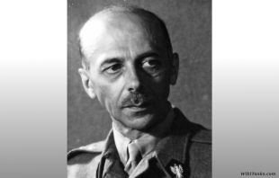 Tadeusz Bor Komorowski.jpg