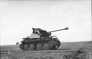 Bundesarchiv Bild 101I-022-2949-28, Russland, Jagdpanzer 'Marder'.jpg