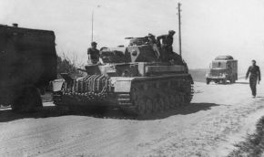Otro Panzer IV Ausf. E de la 12.PzDiv en el Frente Oriental.