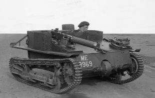 Carden-Loyd Tankette Mk IV, IWM.jpg
