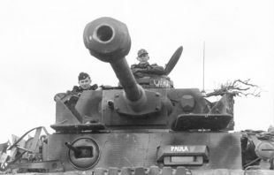 Bundesarchiv Bild 101I-297-1722-27, Im Westen, Panzer IV.jpg