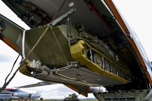 LoadingInAirlifter2018-11.jpg