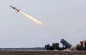 1280px-Neptune cruise missile 05.jpg