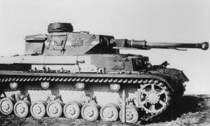 Pz.IV Ausf.F2 31327.jpg