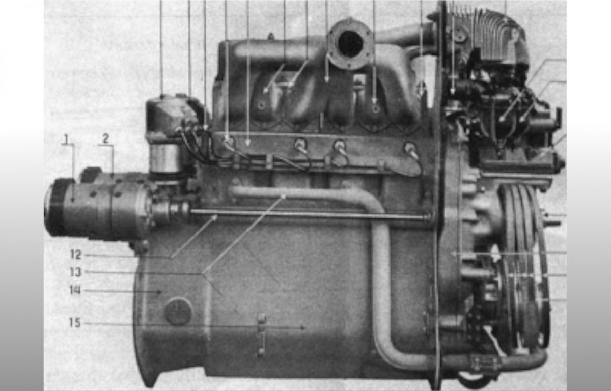 Archivo:Pz 35 t 005 engine.jpg - WikiTanks