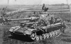 Un Panzer IV Ausf. H del 3.er Regimiento de Tanques de la 2.ª División Blindada Húngara.
