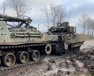 M88 bradley 90254.jpg
